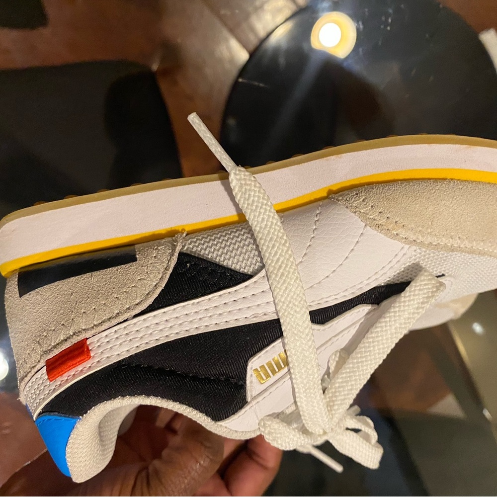 Kids Multicolored PUMA sneakers size 13.5C - Picture 4 of 8